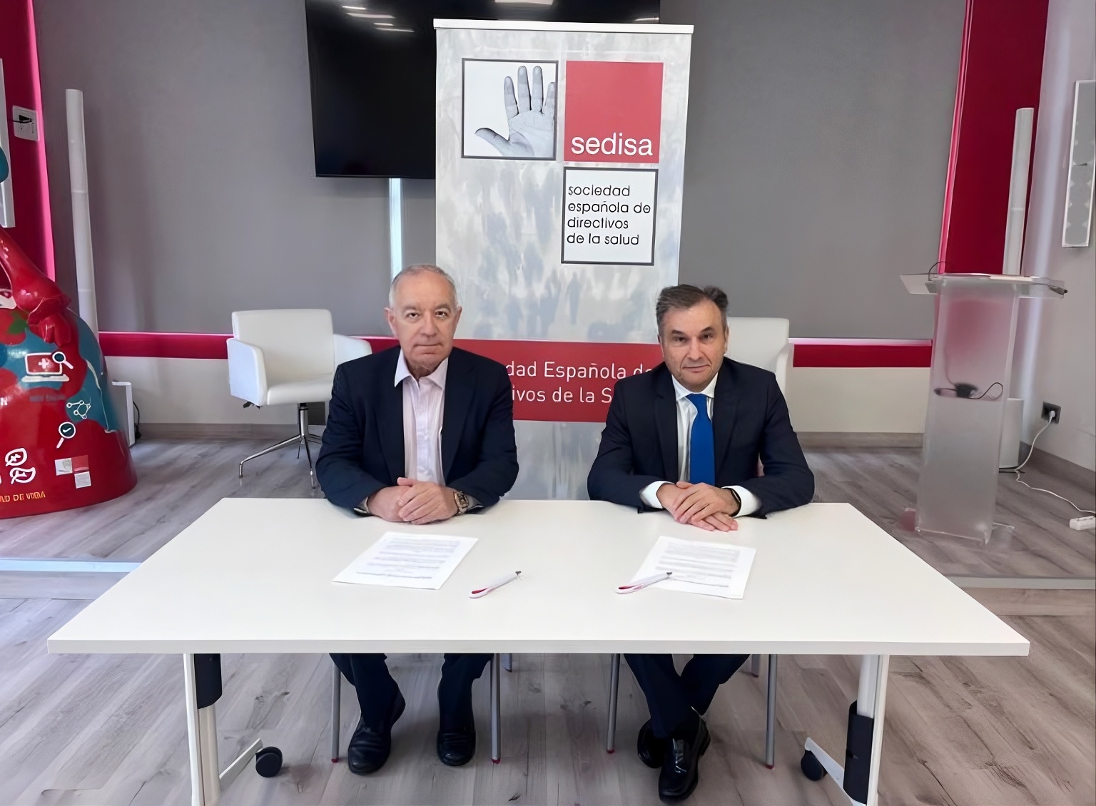 AEIH y SEDISA firman un acuerdo de colaboración para impulsar la excelencia en la gestión sanitaria y la ingeniería hospitalaria